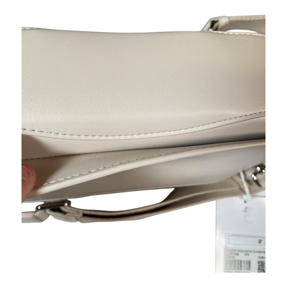 Lululemon Cactus Leather Crossbody Cashew With Silver Hardware & Dust Bag - Picture 7 of 16